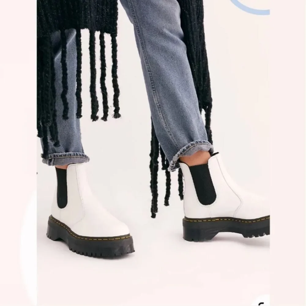 Dr. Martens 2976 Quad white Chelsea boots size 7